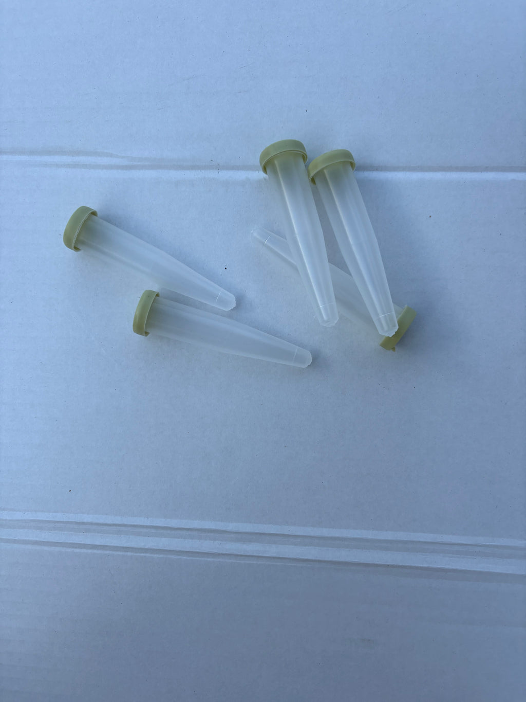 Bloemflesjes 24 cc met dop – Doos 1500 stuks